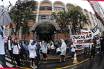 Manifestantes saíram do Colégio Piracicabano e marcharam até a Câmara