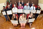 Dez profissionais foram homenageados em solenidade de encerramento da Semana da Beleza