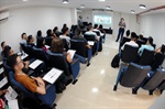 Escola do Legislativo recebeu cerca de 35 jovens para debater gestão financeira