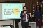 Vereadora Nancy Thame (PSBD) explicou o que é a "Escola do Legislativo" aos novos participantes