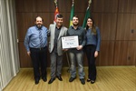 Entrega de Voto de Congratulações ocorreu nesta quinta-feira