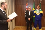 Trevisan entregou voto de congratulações ao lutador nesta segunda-feira