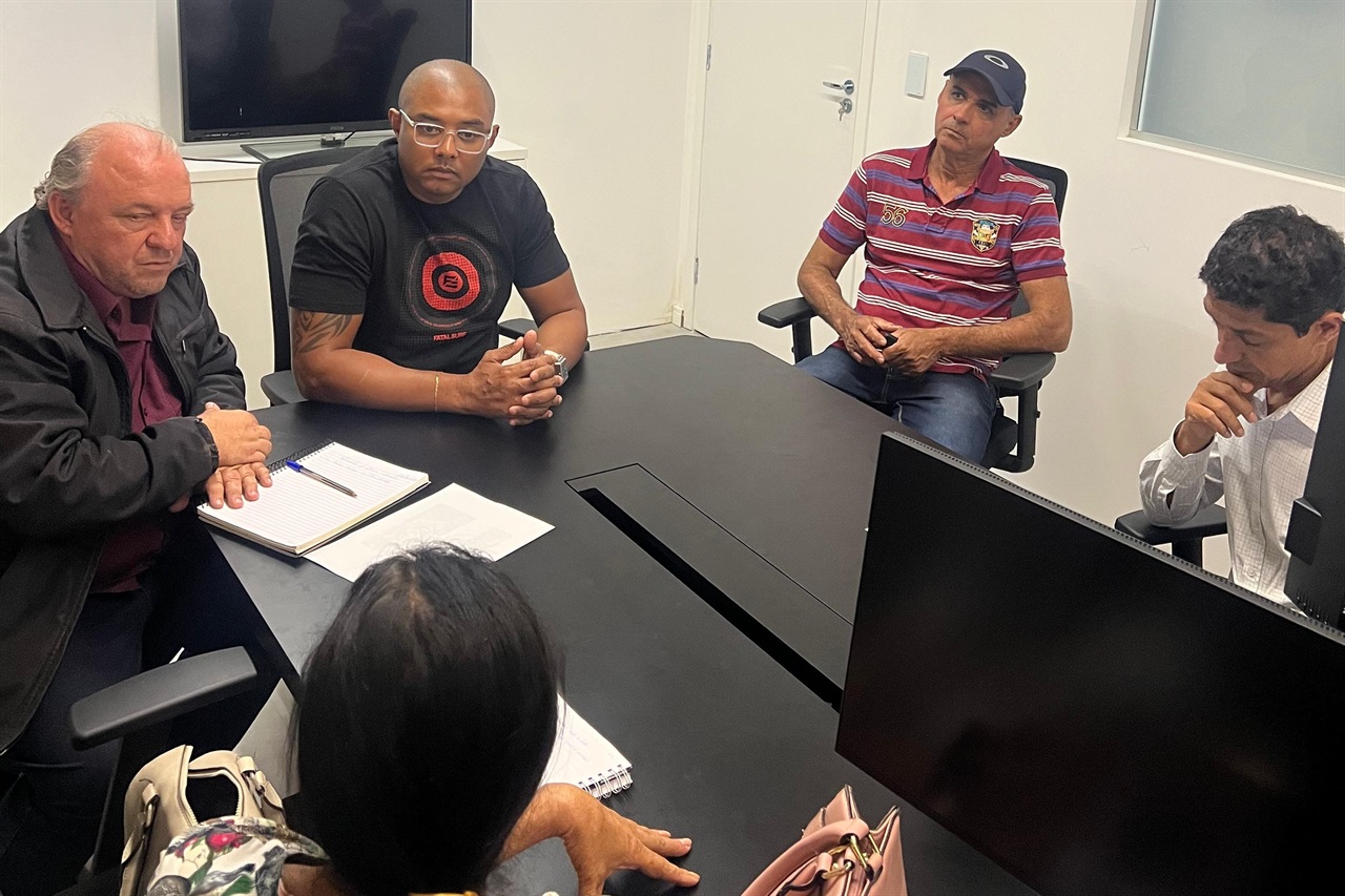 Transporte público é tema de reunião com moradores do Pau D'Alinho 