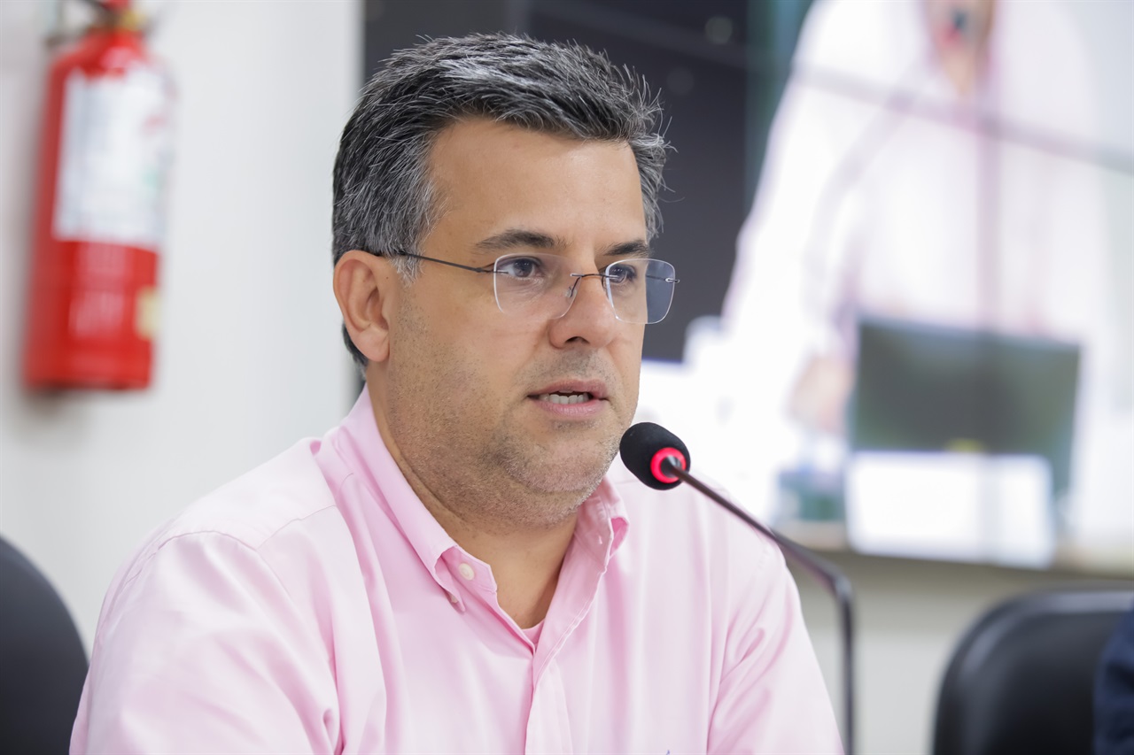Vereador questiona deslocamento de alunos do Nova Suíça e cobra escola no bairro